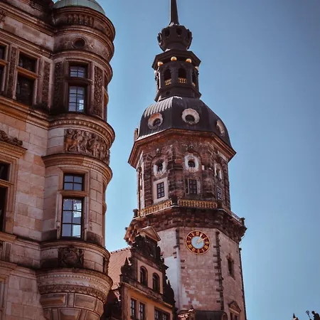 Apartament Goethe Palais Am Grossen Garten, Arbeitsplatz, Ruhig, Max 6p, Smart-tv, Eigener Parkplatz *