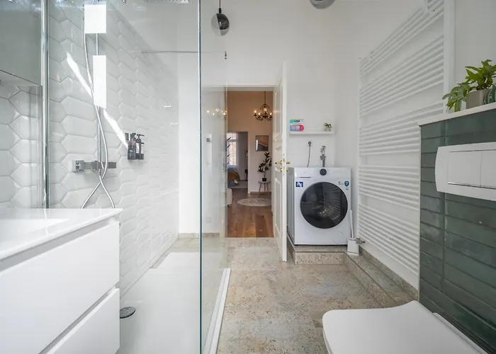 شقة Goethe Palais Am Grossen Garten, Arbeitsplatz, Ruhig, Max 6p, Smart-tv, Eigener Parkplatz *