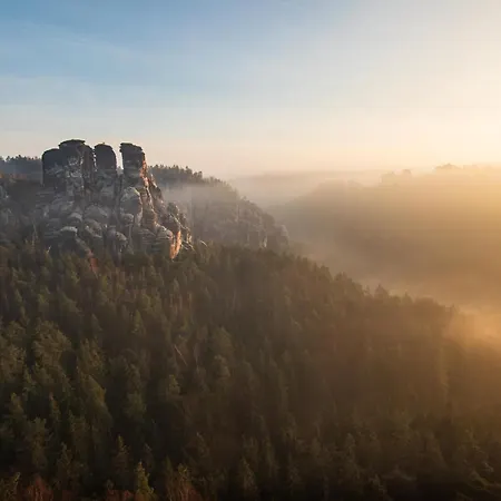 Appartamento Goethe Palais Am Grossen Garten, Arbeitsplatz, Ruhig, Max 6p, Smart-tv, Eigener Parkplatz *