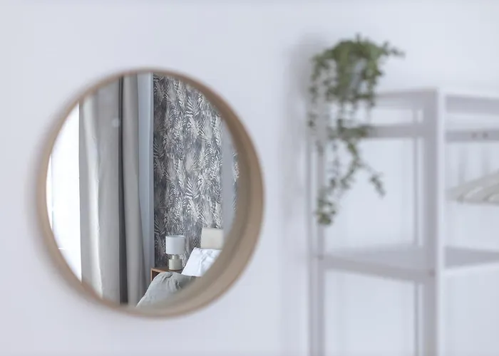 Goethe Palais Am Grossen Garten, Arbeitsplatz, Ruhig, Max 6p, Smart-tv, Eigener Parkplatz Apartamento Dresden