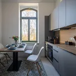 Goethe Palais Am Grossen Garten, Arbeitsplatz, Ruhig, Max 6p, Smart-tv, Eigener Parkplatz Appartement Dresden