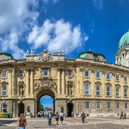 Goethe Palais Am Grossen Garten, Arbeitsplatz, Ruhig, Max 6p, Smart-tv, Eigener Parkplatz * Drážďany
