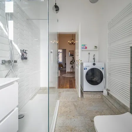 Apartmán Goethe Palais Am Grossen Garten, Arbeitsplatz, Ruhig, Max 6p, Smart-tv, Eigener Parkplatz *