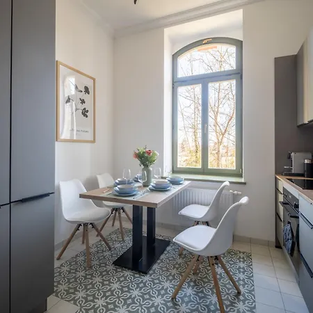 Apartmán Goethe Palais Am Grossen Garten, Arbeitsplatz, Ruhig, Max 6p, Smart-tv, Eigener Parkplatz Drážďany